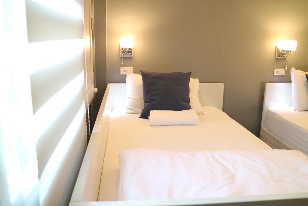 Golden Mountain Hostel *