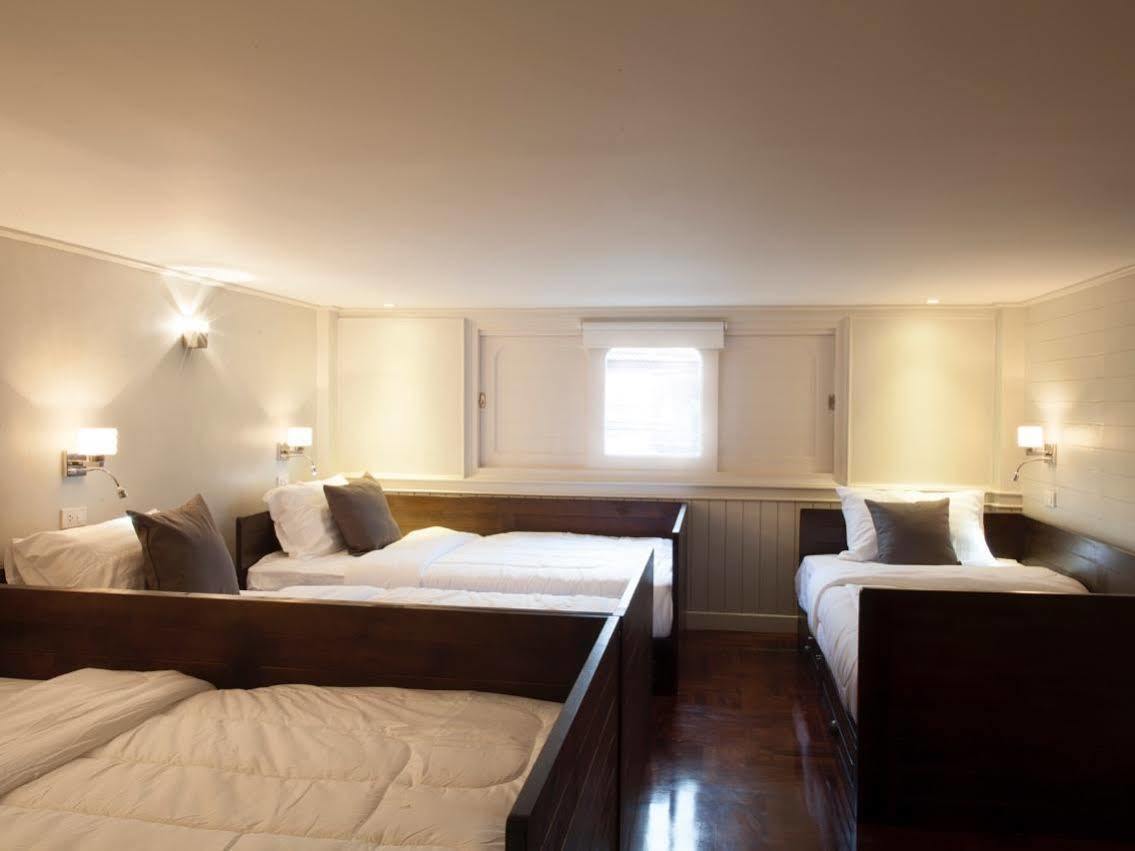 Golden Mountain Hostel Bangkok