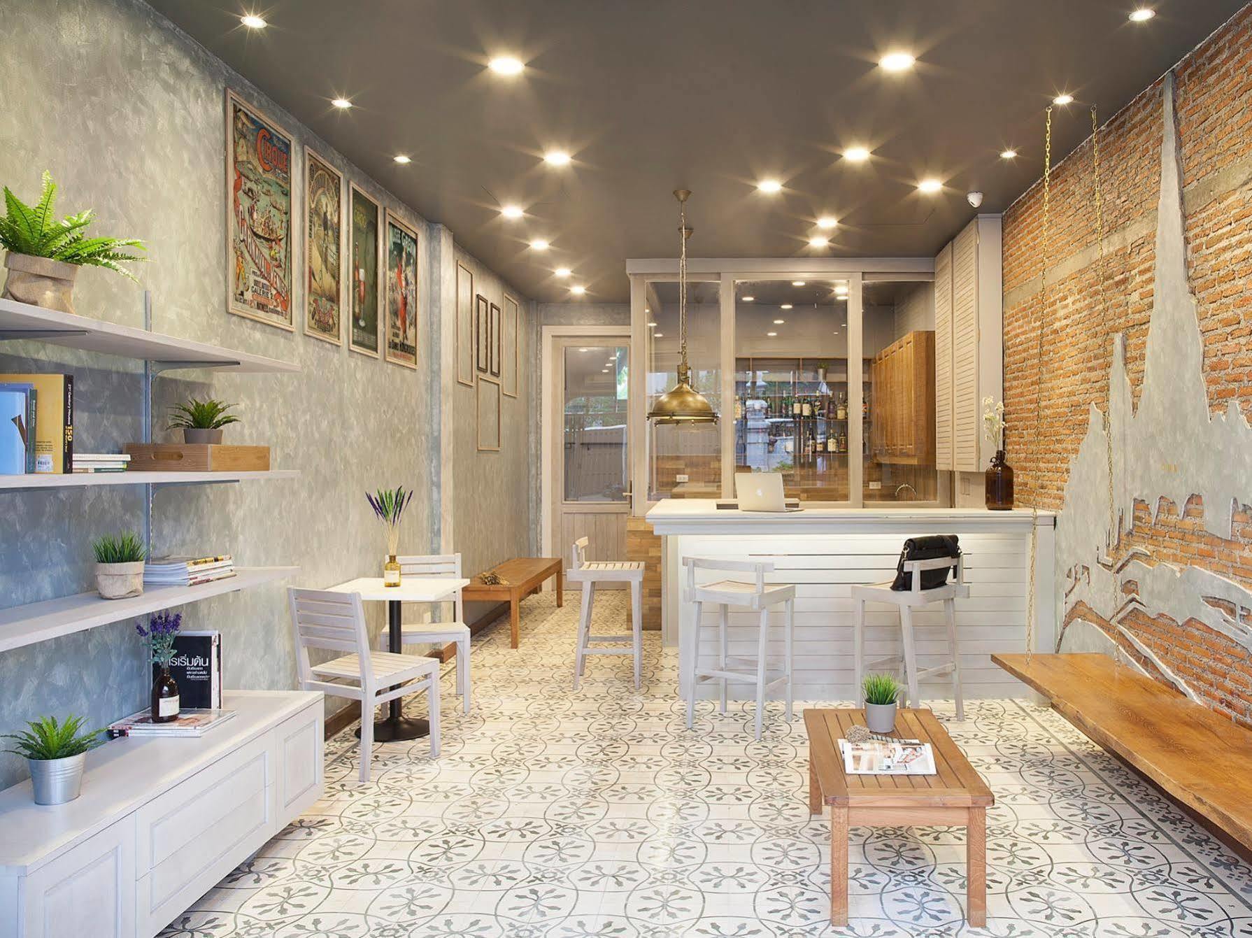 Golden Mountain Hostel Bangkok